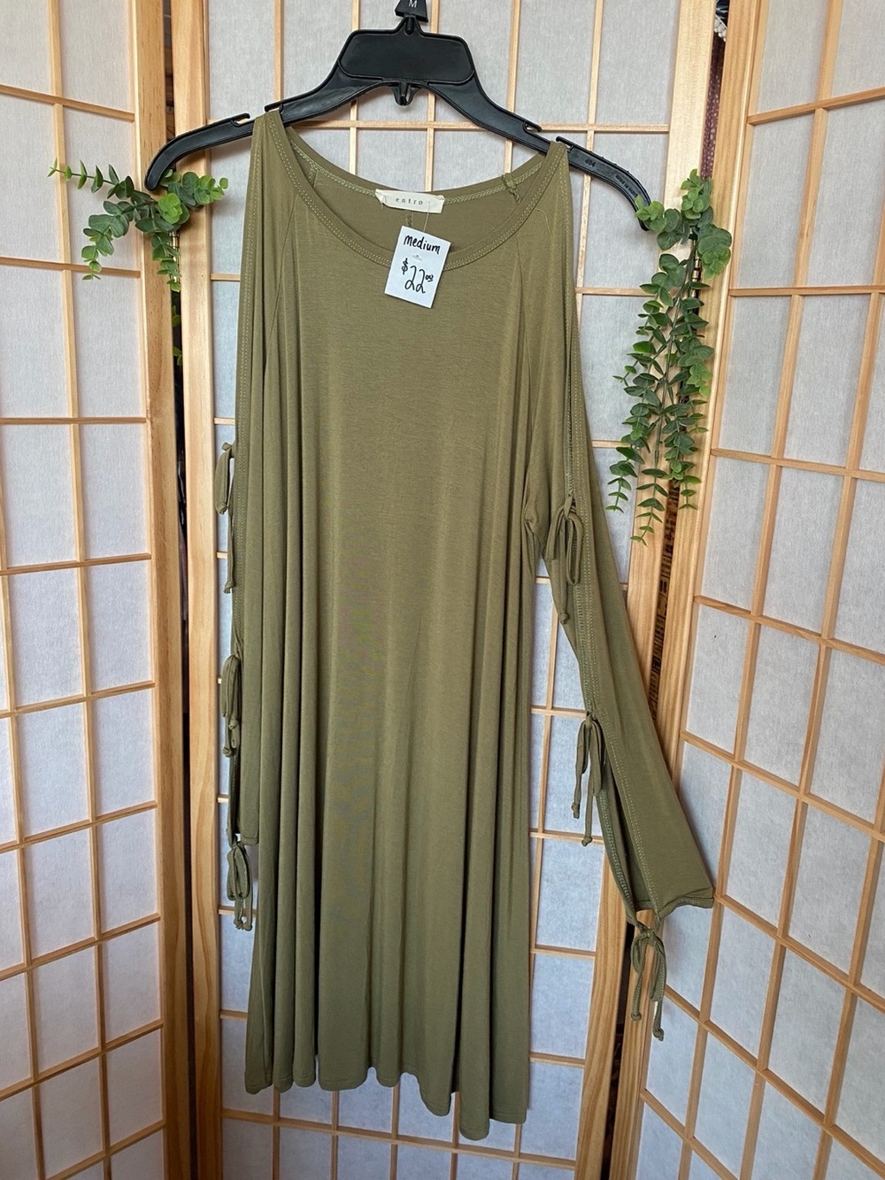 entro Olive Green Long-Sleeve Tie Detail Women’s Dress